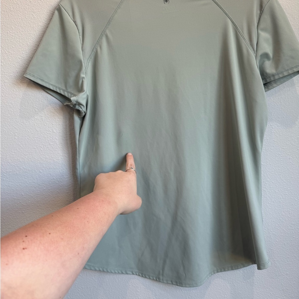 Spyder Women's Soft Gray/Green Short Sleeve Tee - Picture 5 of 8